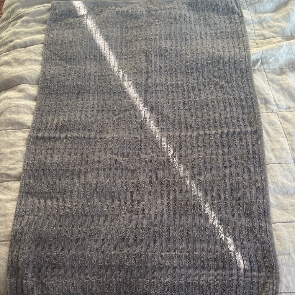 Brooklinen Gray 4 Towel Bundle